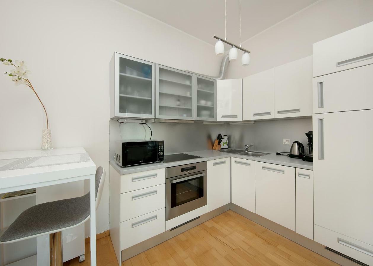 Lootsi Apartment With Sauna, Next To Old Town, City Center, Port Tallinn Luaran gambar